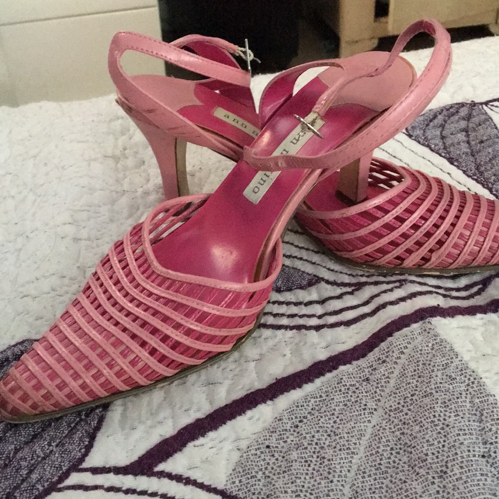 Heels - Picture 4 of 5